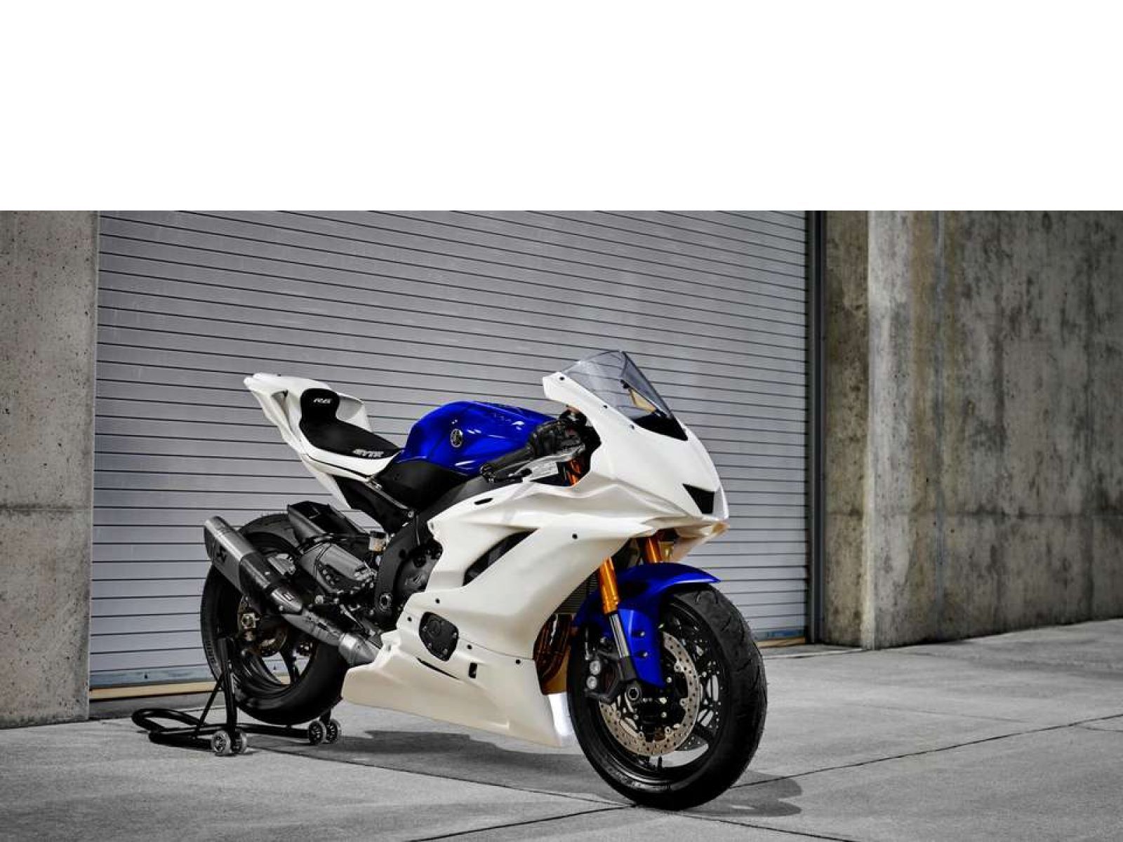 Мотоцикл YAMAHA R6 Race GYTR (Tech Black - white) 2023